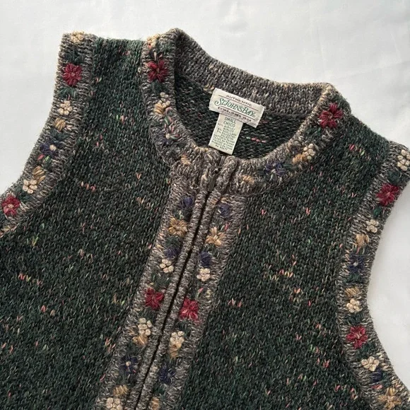 Vintage St. John's Bay Wool Blend Sweater Vest Size Small - Picture 1 of 5